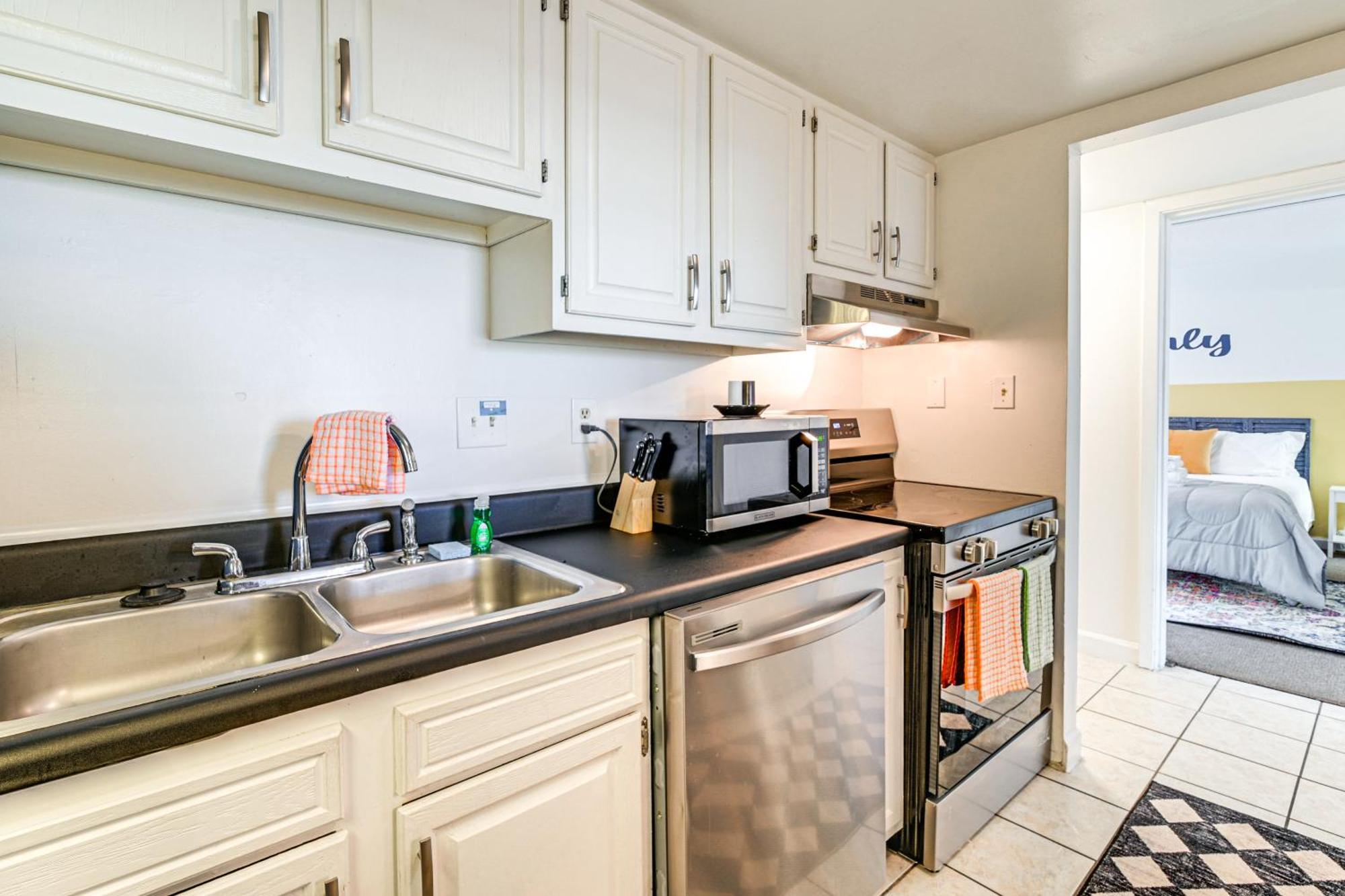 Updated Resort Condo, Walk To Myrtle Beach! Экстерьер фото