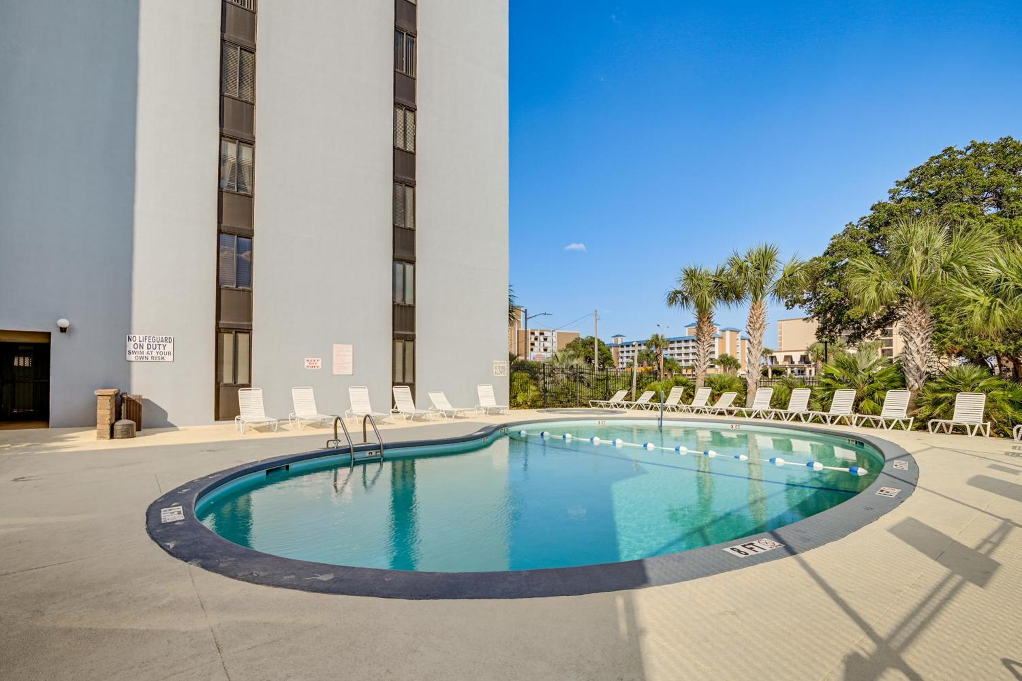 Updated Resort Condo, Walk To Myrtle Beach! Экстерьер фото